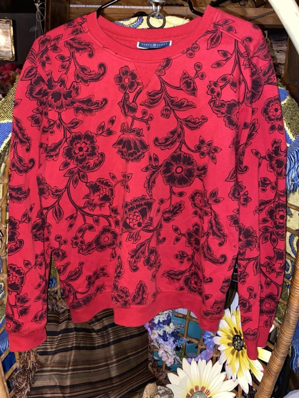 Karen Scott Red Sweatshirt Black Toile Floral Graphic Print Crew Neck Top